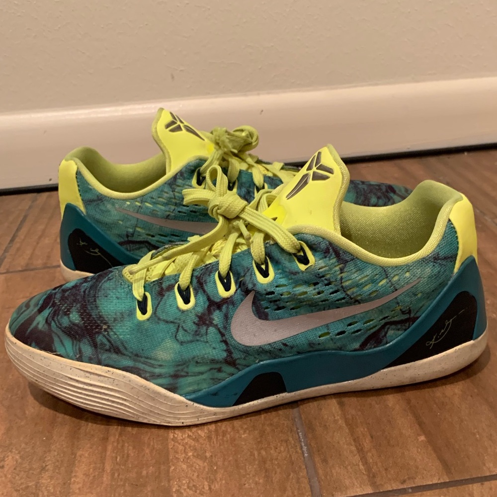Nike Kobe 9 Easter low (kids)